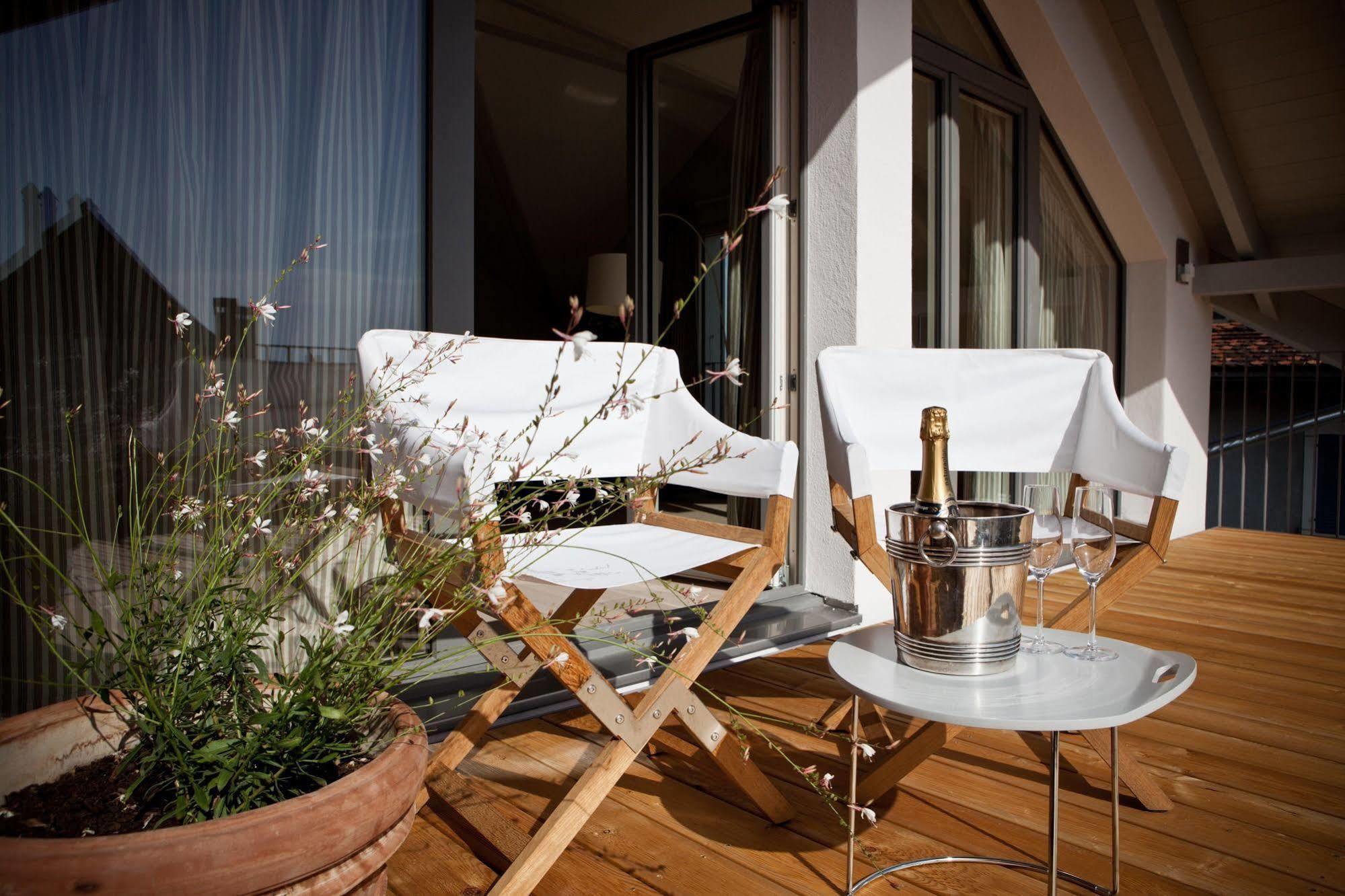 Le Coq Chantant Studios D'Hotes & Boutique Hotel St-Livres Saint-Livres Exterior foto